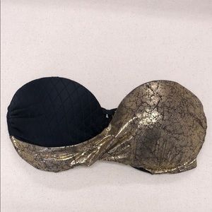 Beach Bunny Bikini top only size Large